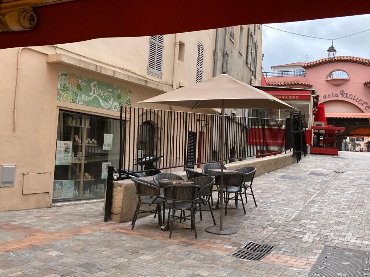 Appartement De Charme Suquet Cannes Eksteriør billede